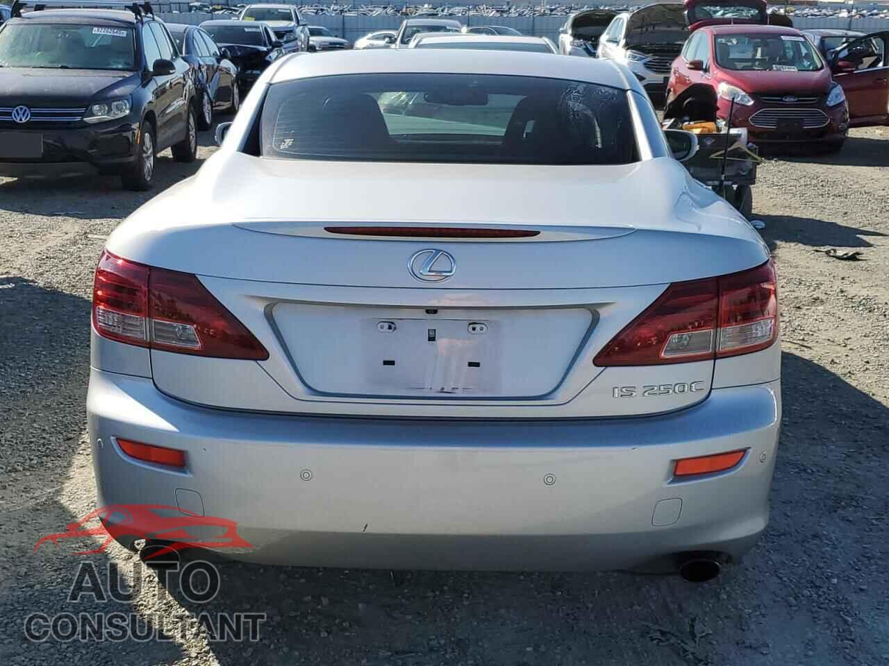 LEXUS IS 2011 - JTHFF2C28B2520647
