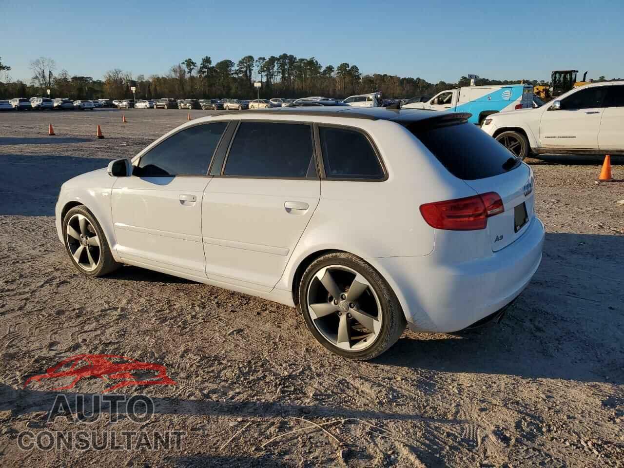 AUDI A3 2012 - WAUKJAFM6CA089820