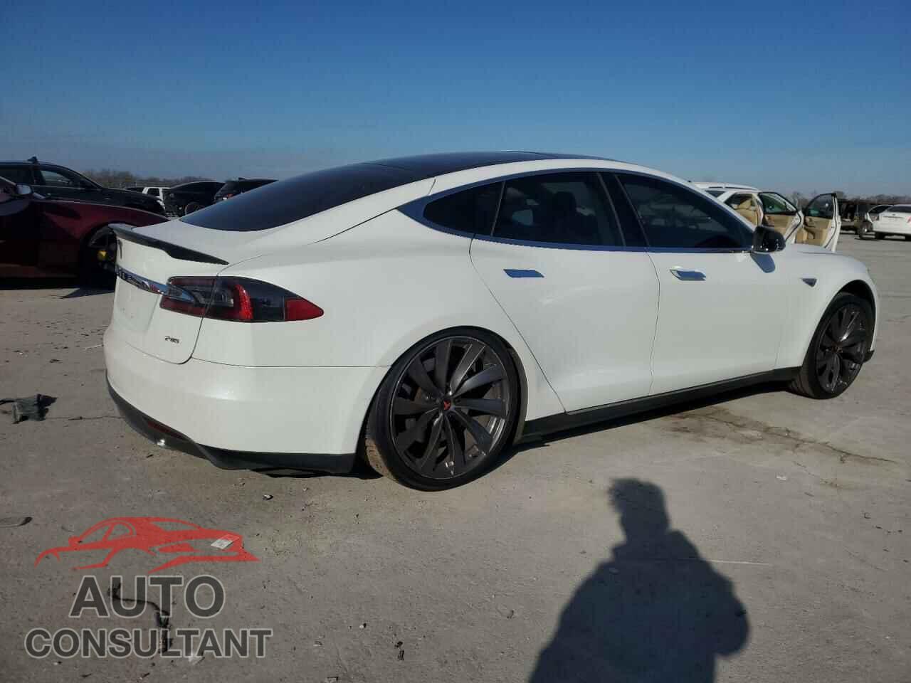 TESLA MODEL S 2012 - 5YJSA1DP9CFP03203