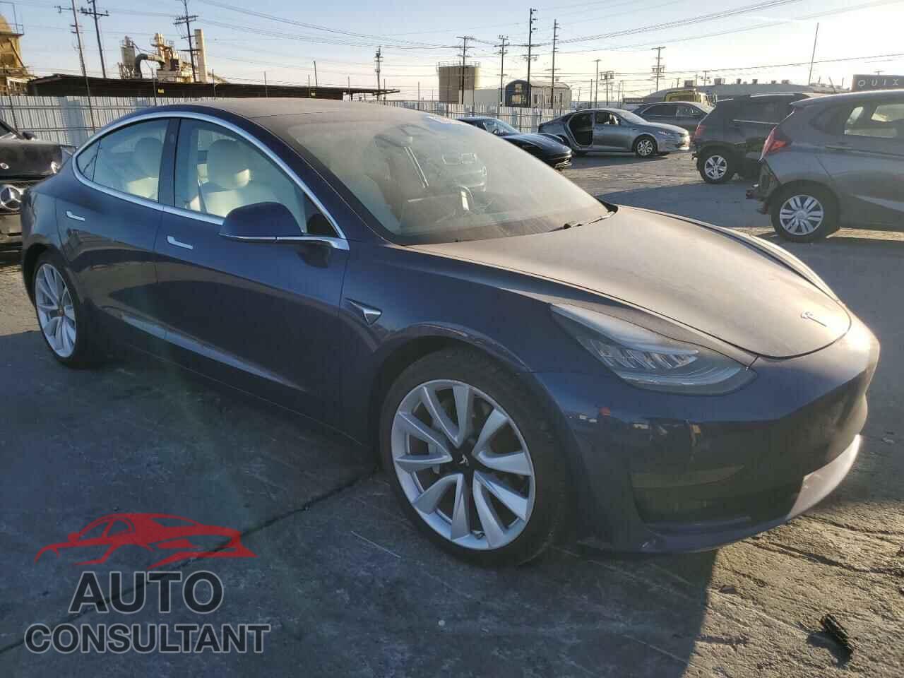 TESLA MODEL 3 2020 - 5YJ3E1EAXLF806617
