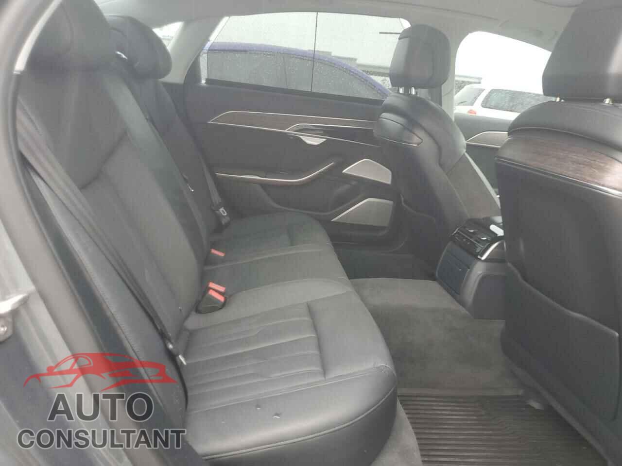 AUDI A8 2019 - WAU8DAF88KN019828