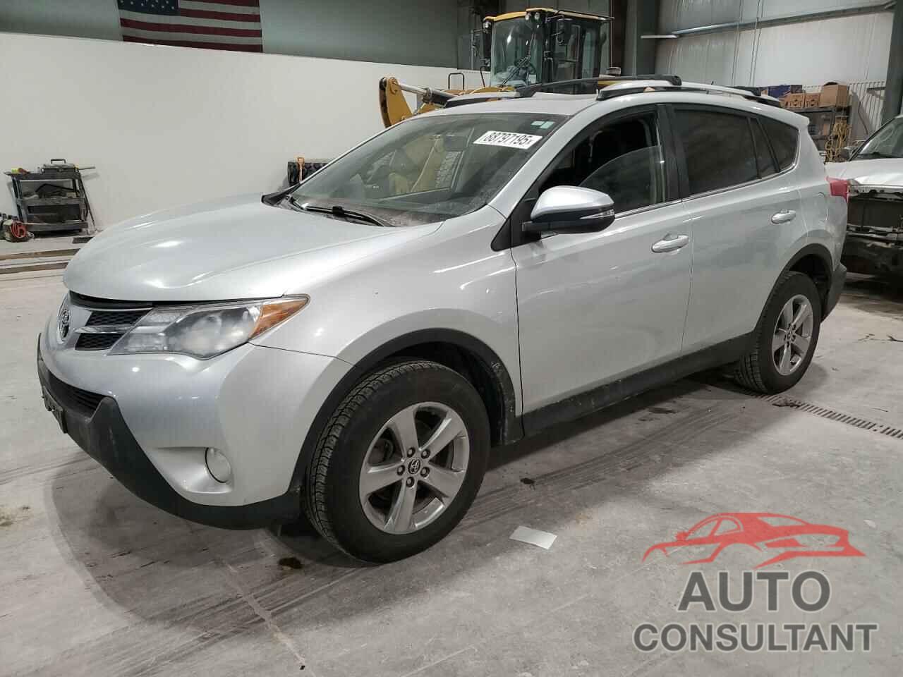 TOYOTA RAV4 2015 - JTMRFREV2FD126702