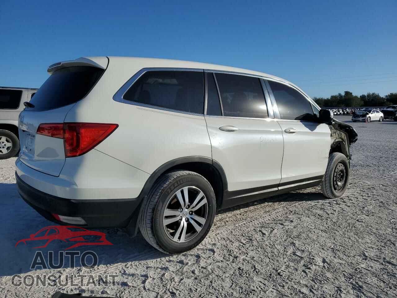 HONDA PILOT 2016 - 5FNYF5H33GB030263