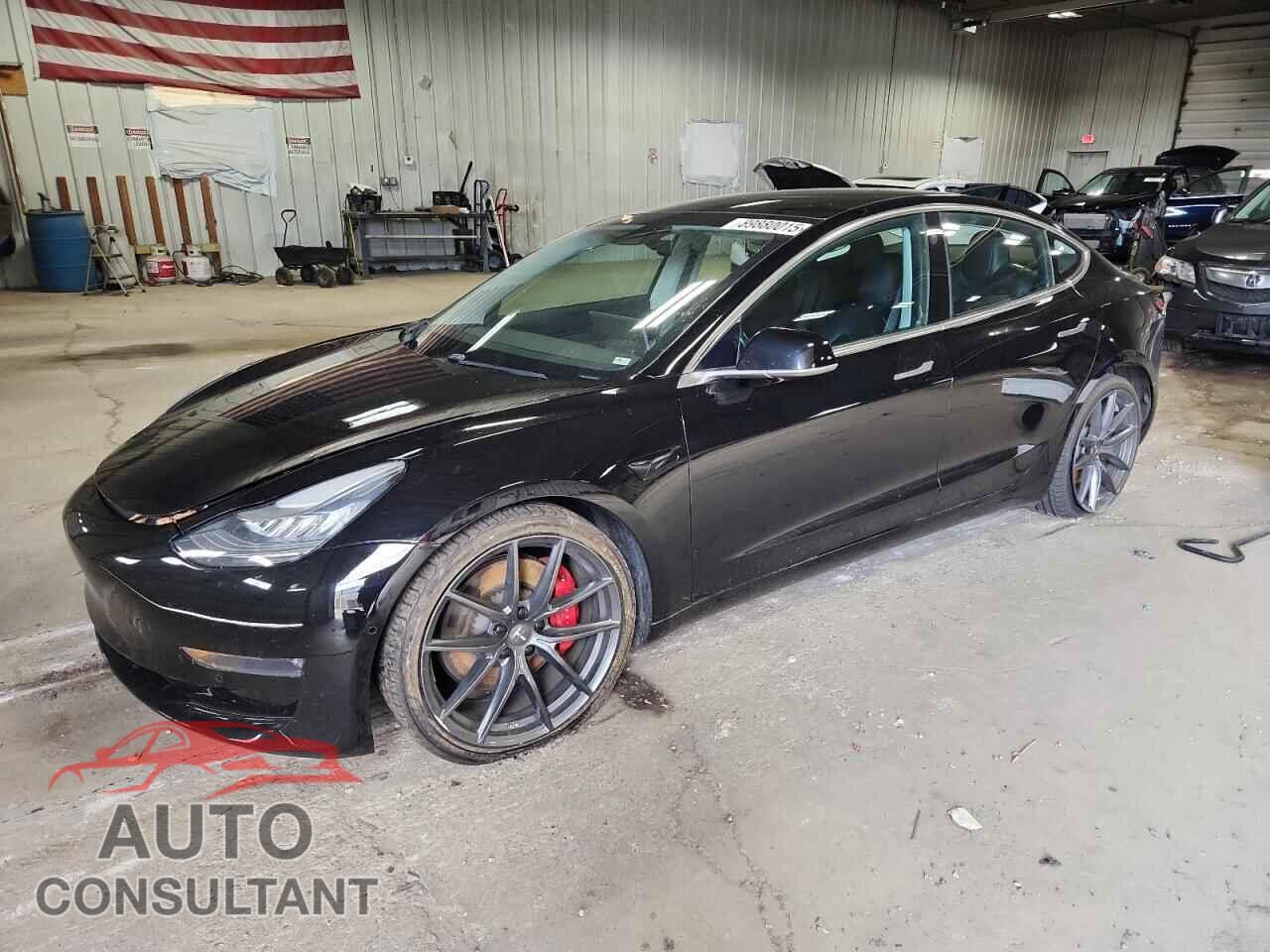 TESLA MODEL 3 2018 - 5YJ3E1EB3JF156132