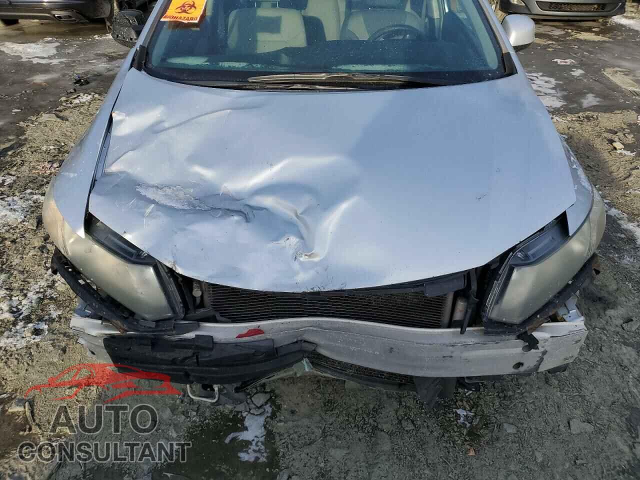 HONDA CIVIC 2013 - 2HGFB2F53DH511126