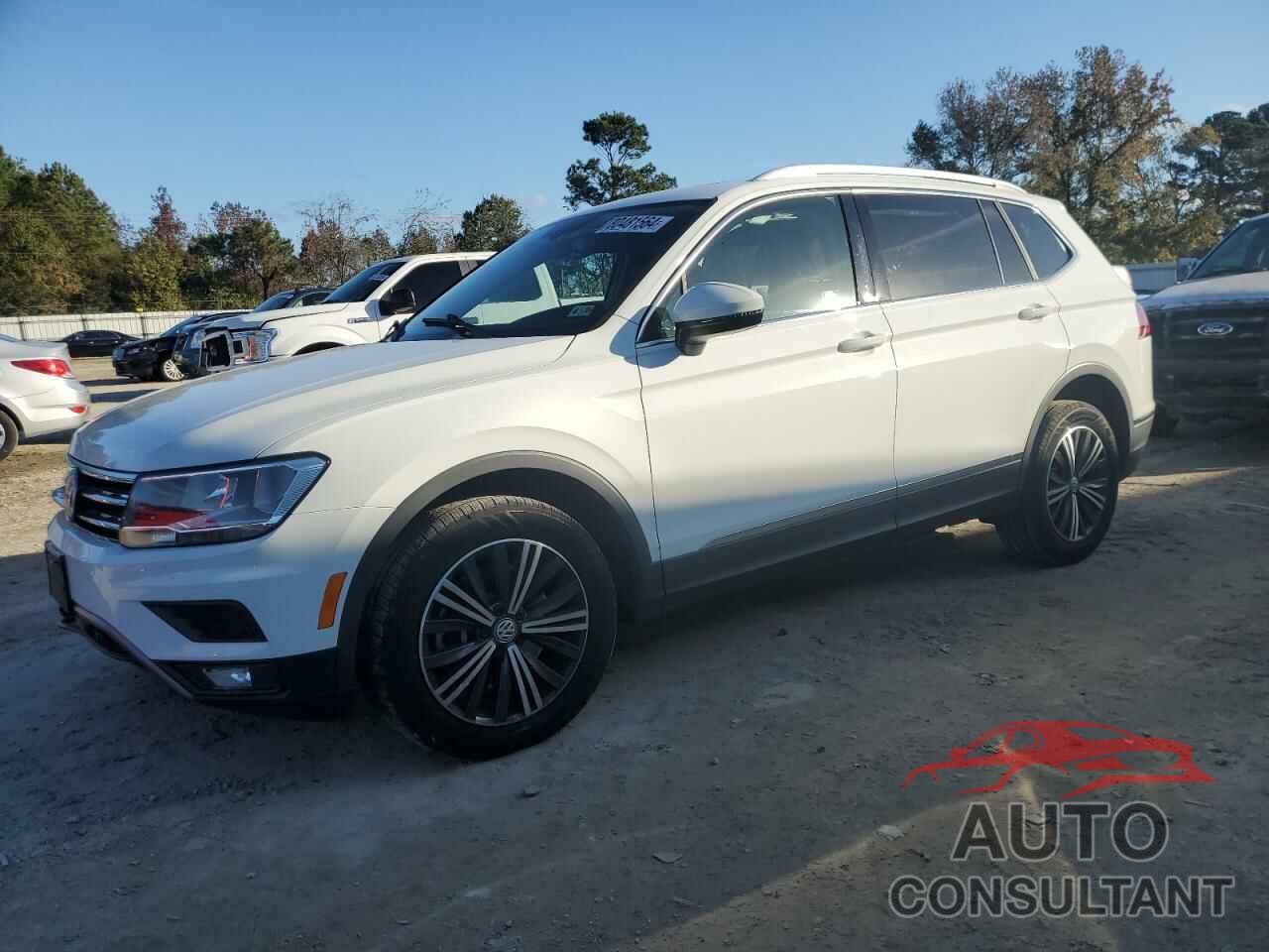 VOLKSWAGEN TIGUAN 2019 - 3VV3B7AXXKM157712