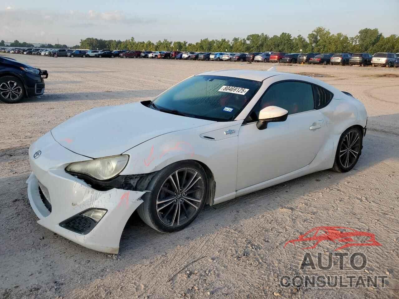 TOYOTA SCION 2013 - JF1ZNAA16D1701167