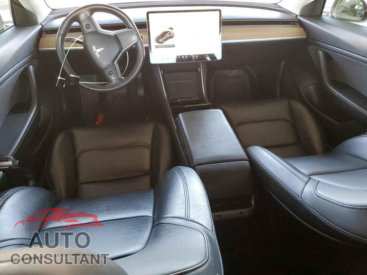 TESLA MODEL 3 2018 - 5YJ3E1EAXJF156832