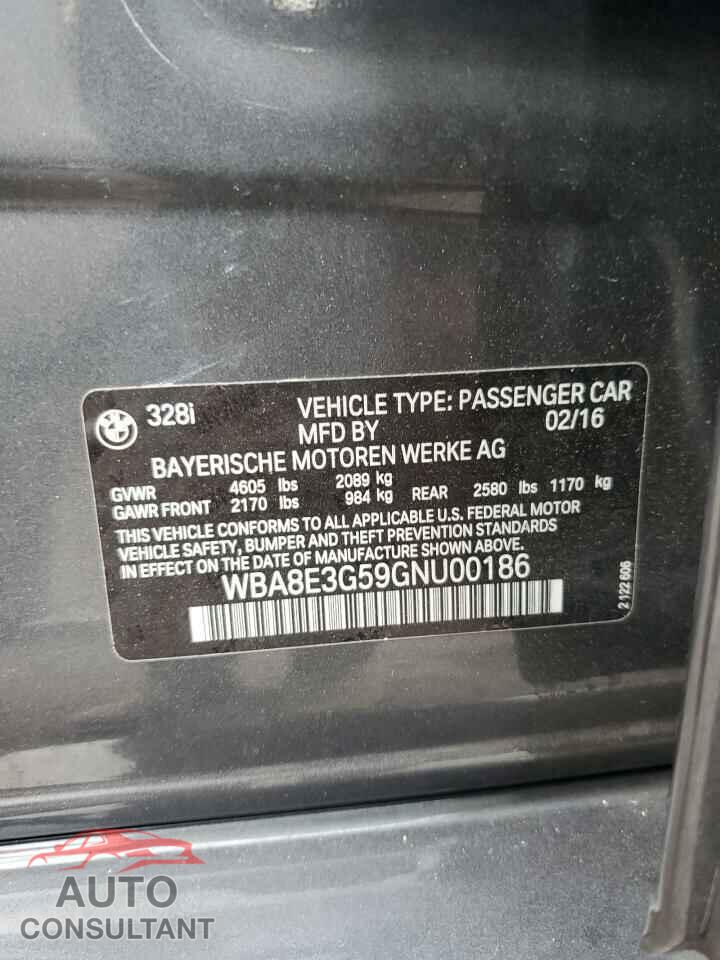 BMW 3 SERIES 2016 - WBA8E3G59GNU00186