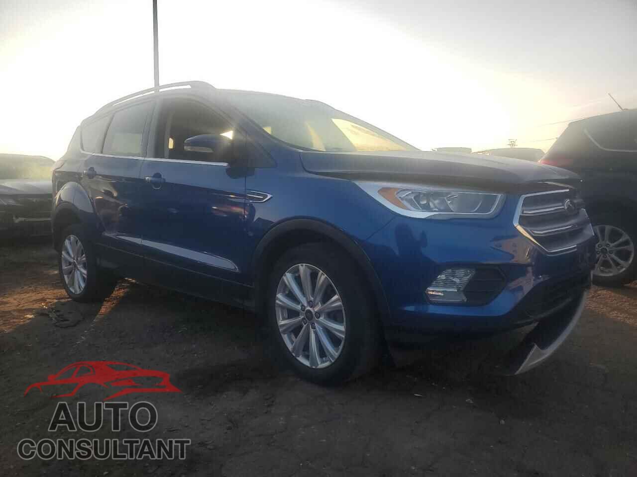 FORD ESCAPE 2017 - 1FMCU9JD5HUB87906