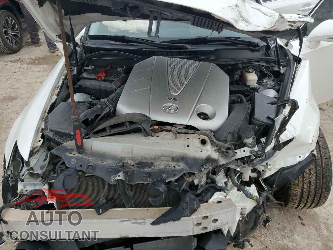 LEXUS IS 2011 - JTHBE5C22B5028245