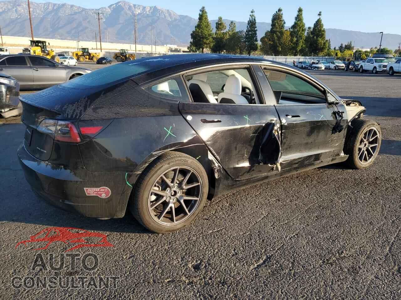 TESLA MODEL 3 2023 - 5YJ3E1EB9PF677770
