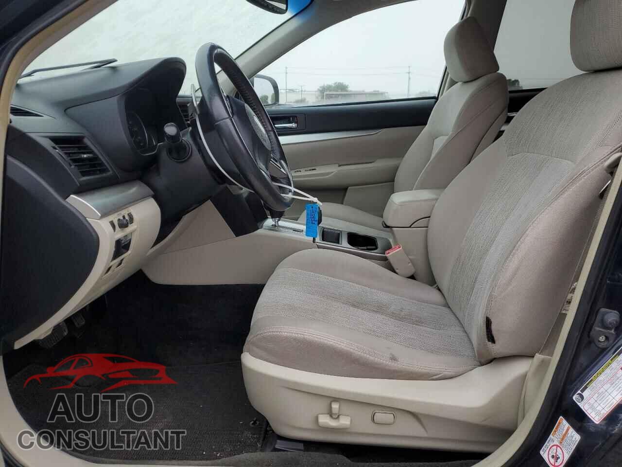 SUBARU OUTBACK 2013 - 4S4BRBBC2D3275967