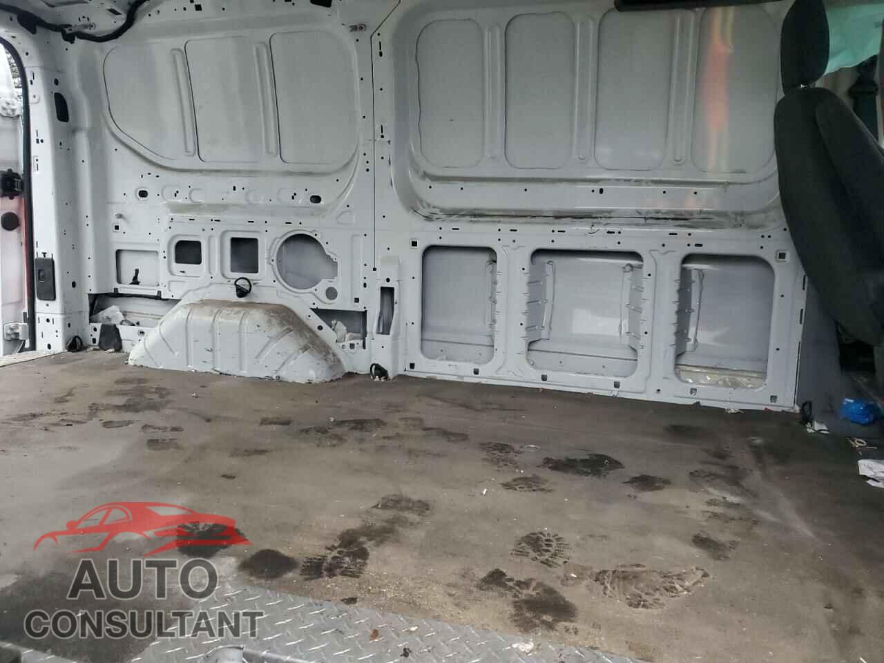 FORD TRANSIT 2018 - 1FTYR1YM5JKA77054