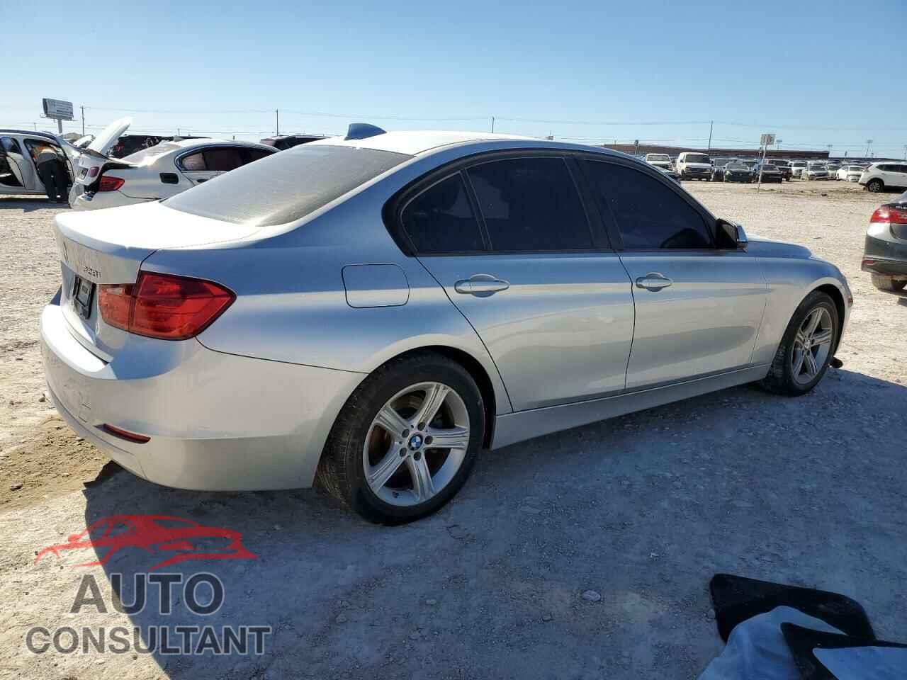 BMW 3 SERIES 2012 - WBA3A5C51CF349472