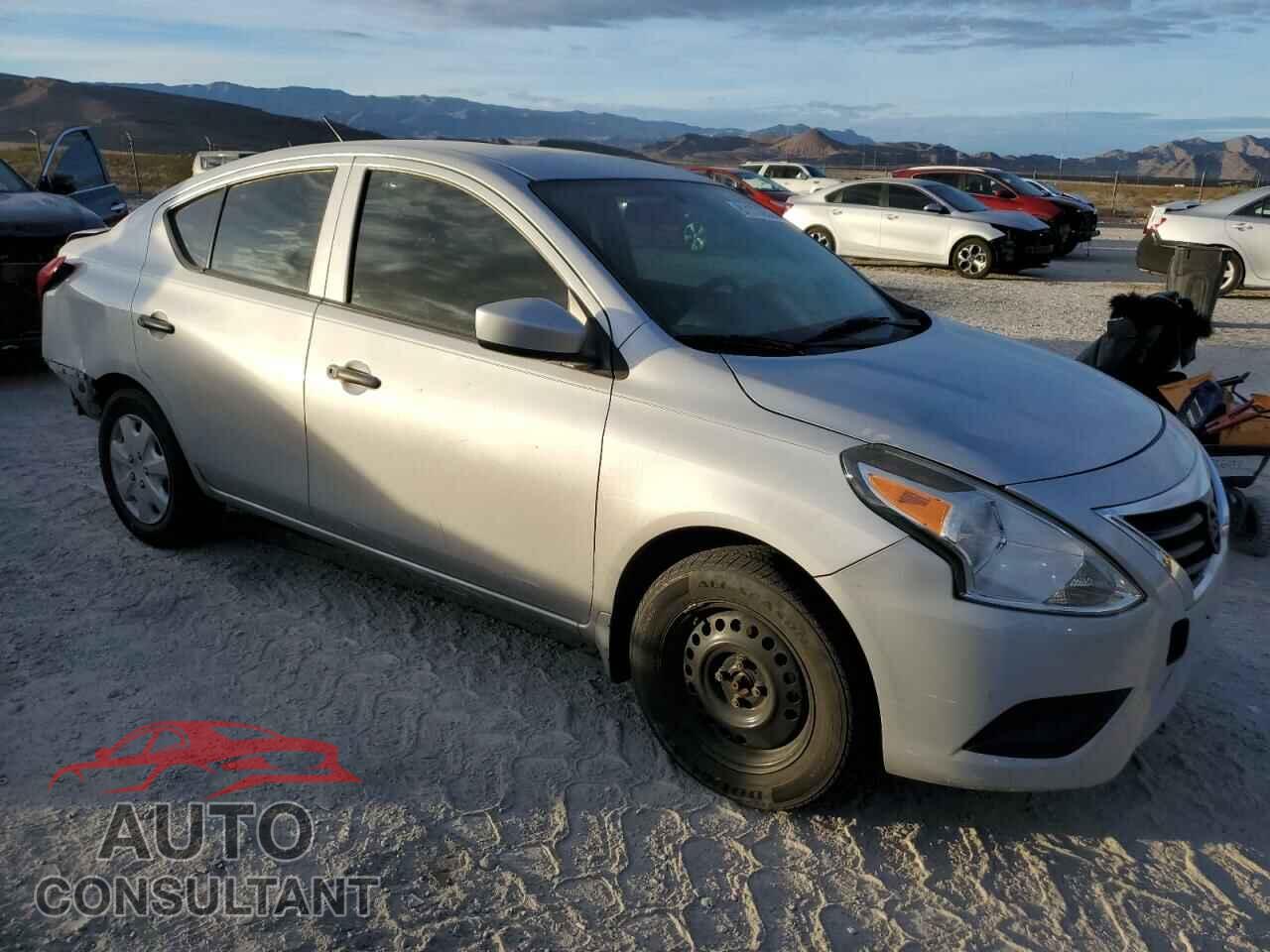 NISSAN VERSA 2017 - 3N1CN7AP3HL822022