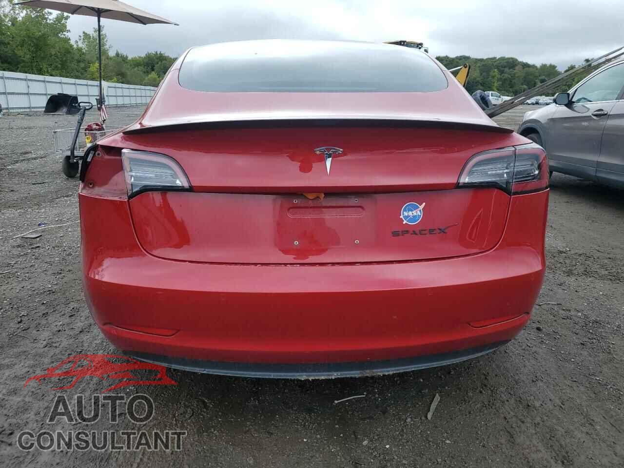 TESLA MODEL 3 2018 - 5YJ3E1EB9JF063292