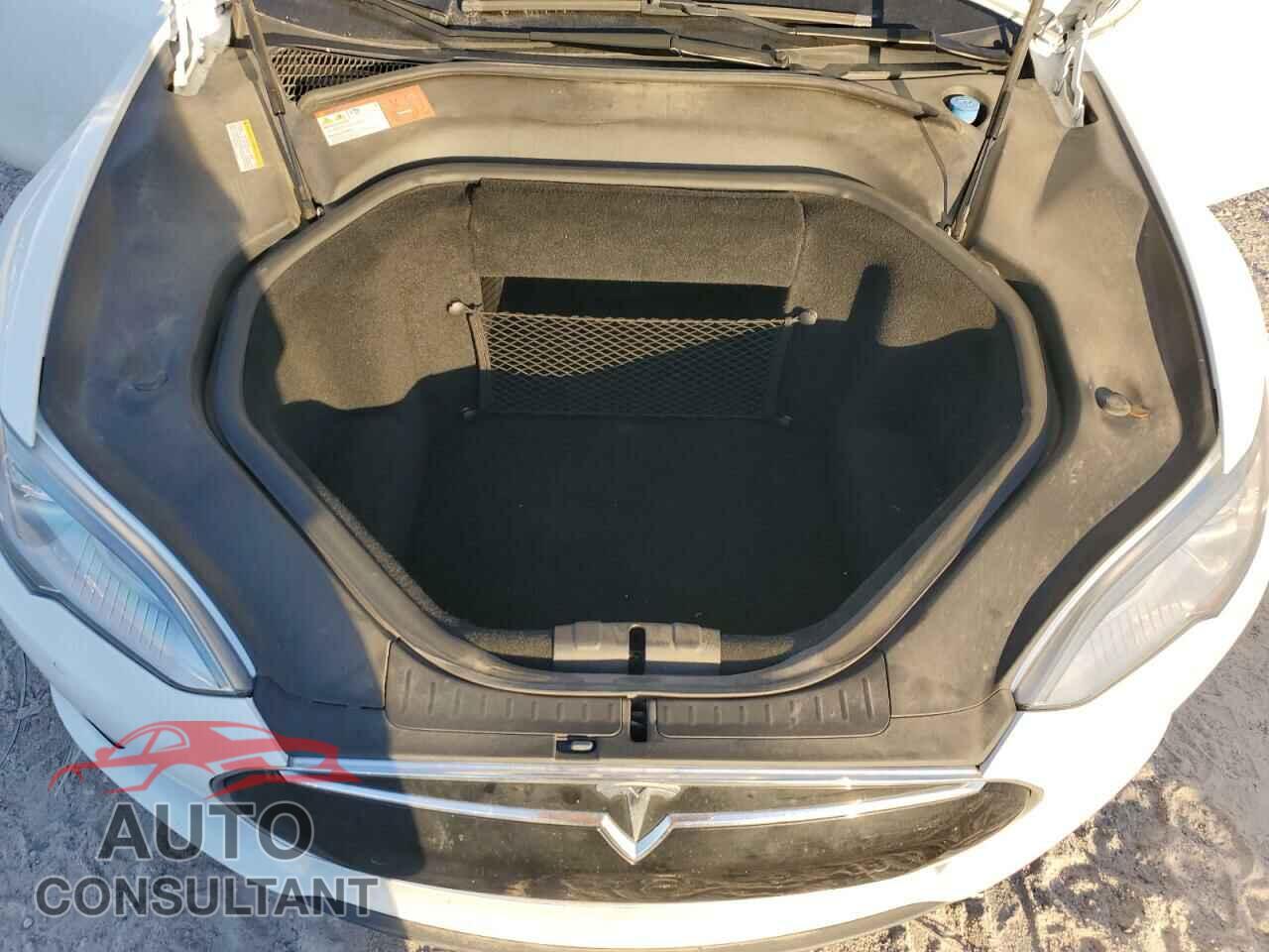 TESLA MODEL S 2016 - 5YJSA1E19GF131582