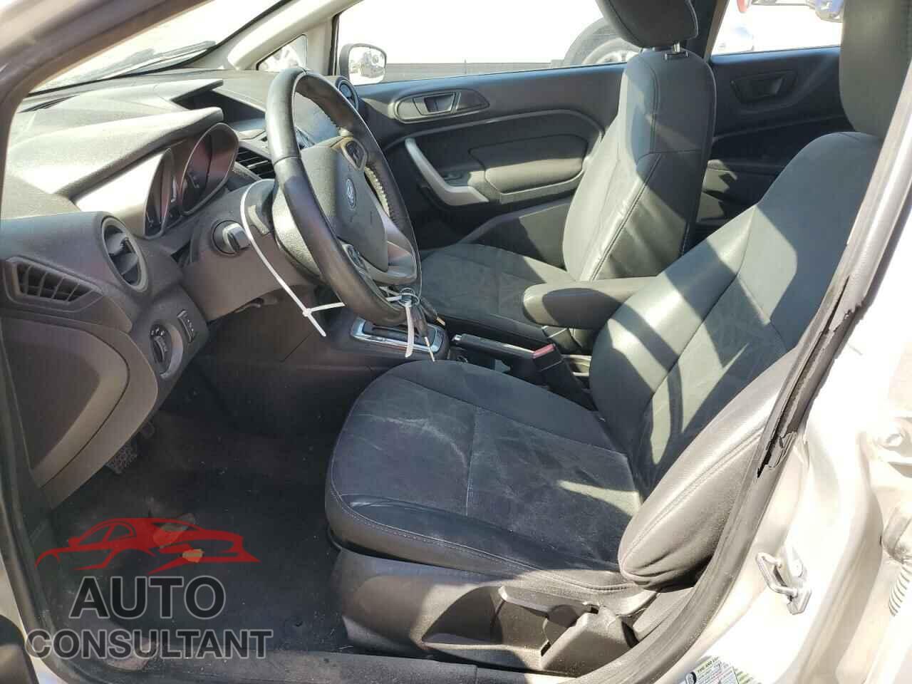 FORD FIESTA 2012 - 3FADP4FJ0CM196257