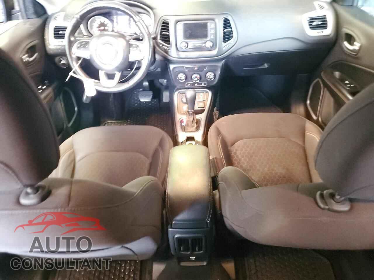 JEEP COMPASS 2017 - 3C4NJDAB8HT681369