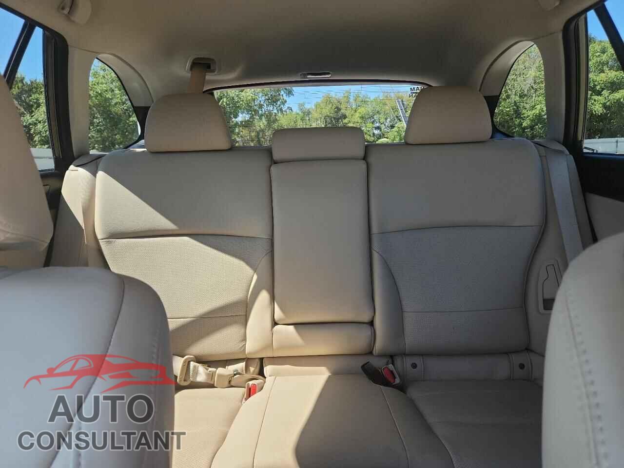 SUBARU OUTBACK 2017 - 4S4BSANC3H3342639