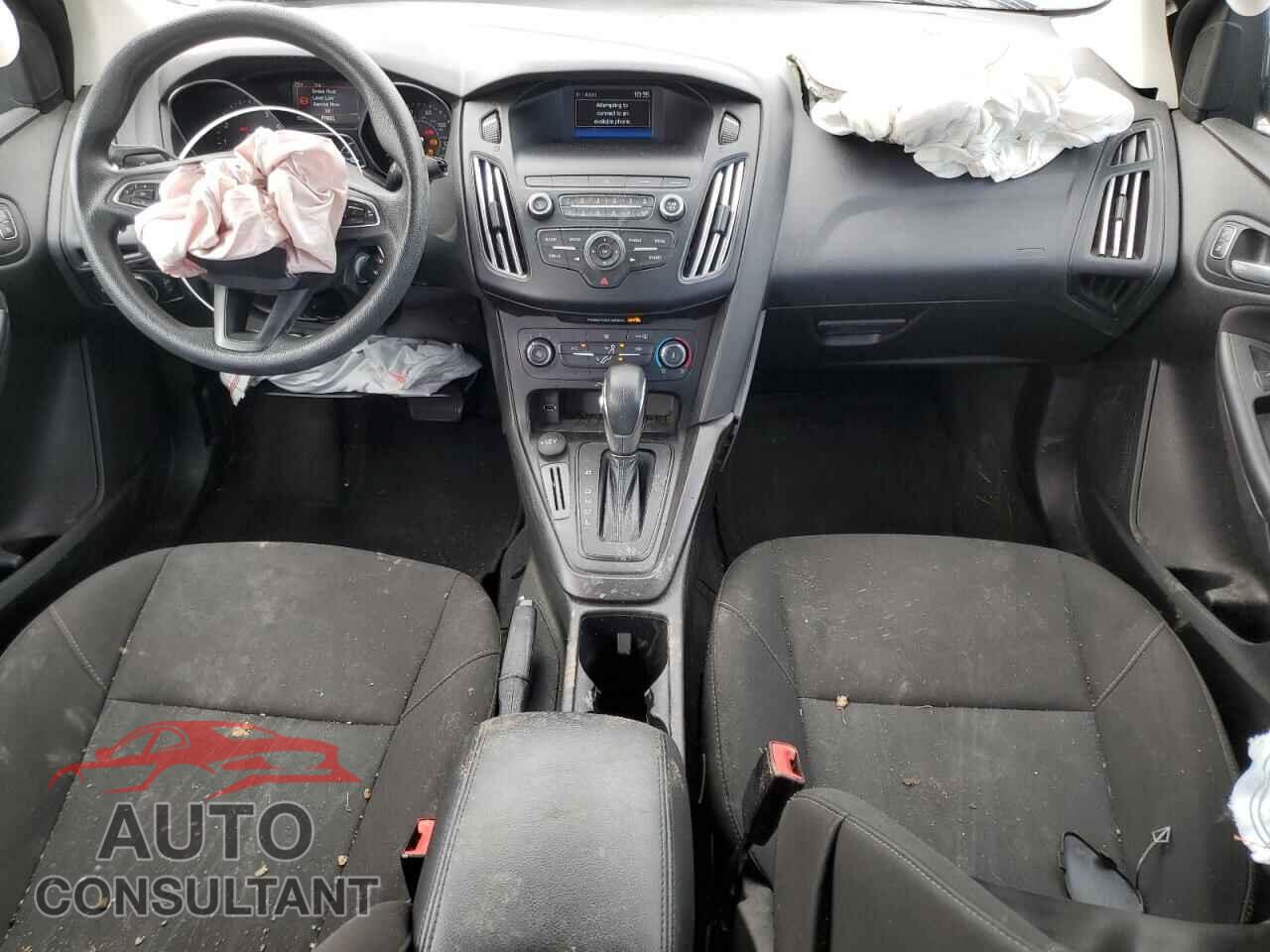 FORD FOCUS 2018 - 1FADP3F28JL280022