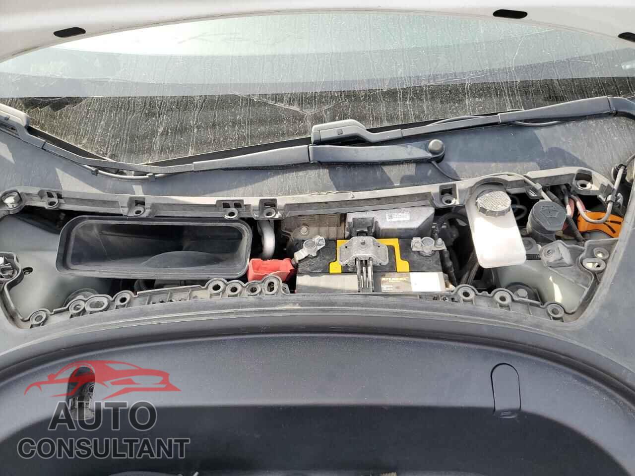 TESLA MODEL 3 2018 - 5YJ3E1EA5JF035318