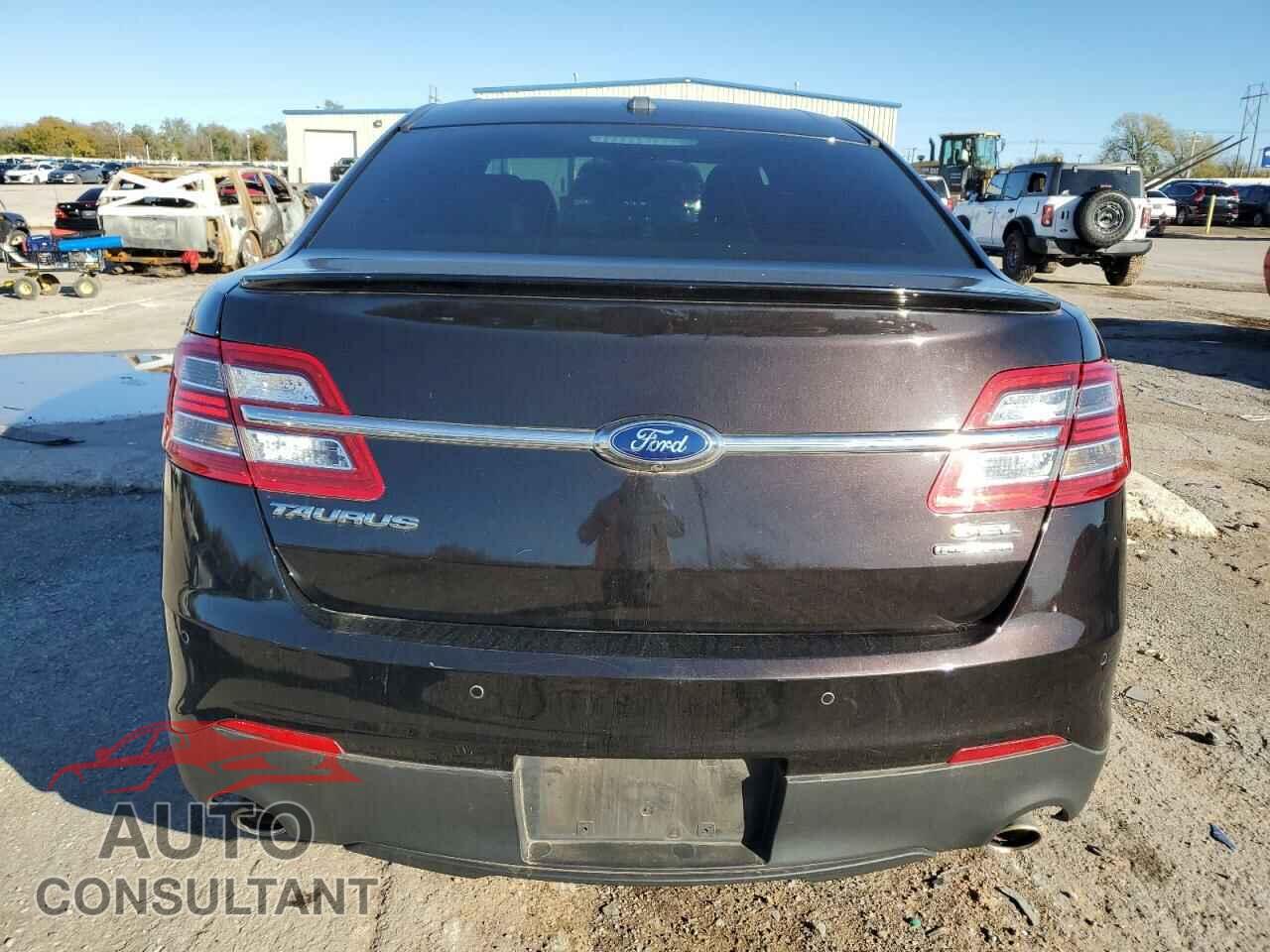 FORD TAURUS 2014 - 1FAHP2E82EG171328