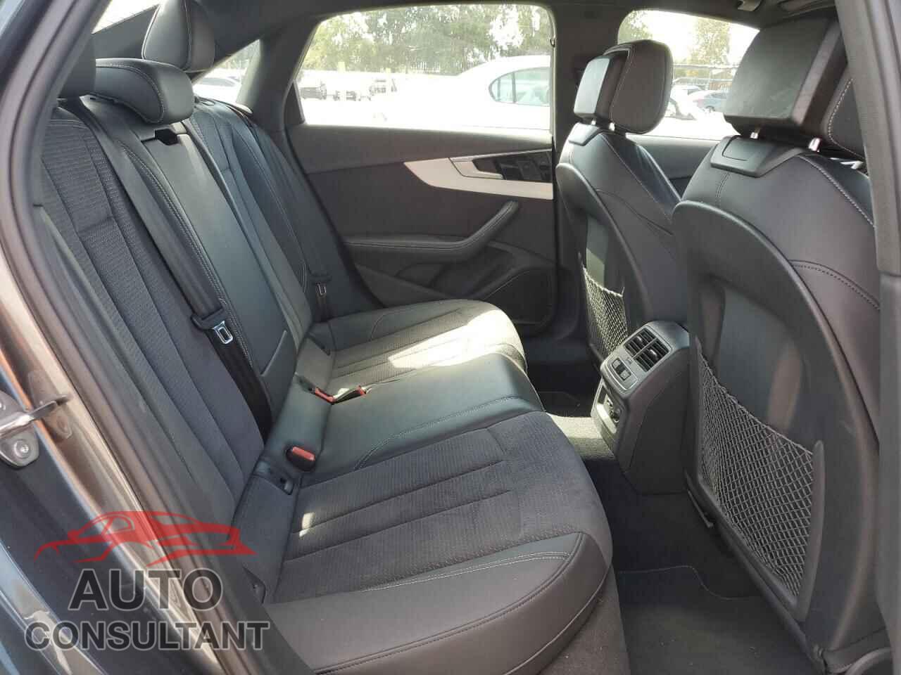AUDI A4 2023 - WAUEAAF45PN007796