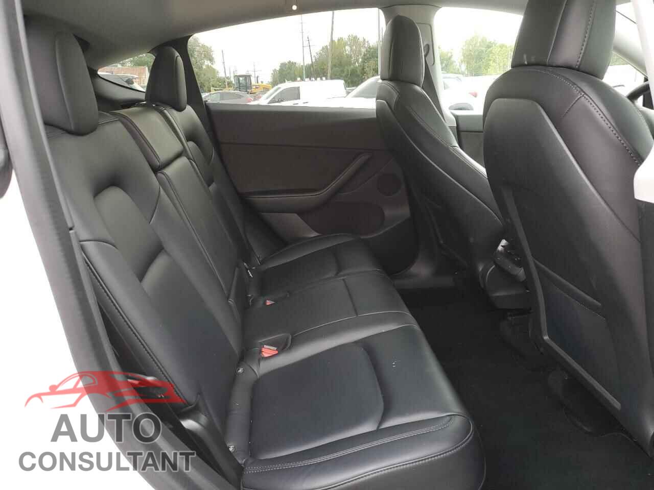 TESLA MODEL Y 2021 - 5YJYGDEE9MF068332