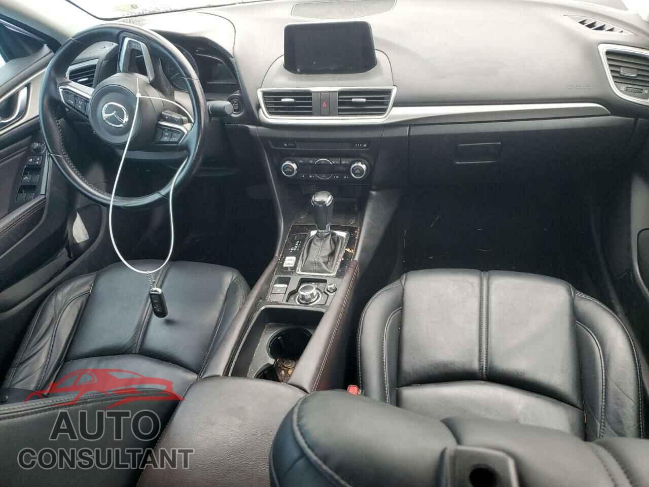 MAZDA 3 2017 - 3MZBN1V79HM145422