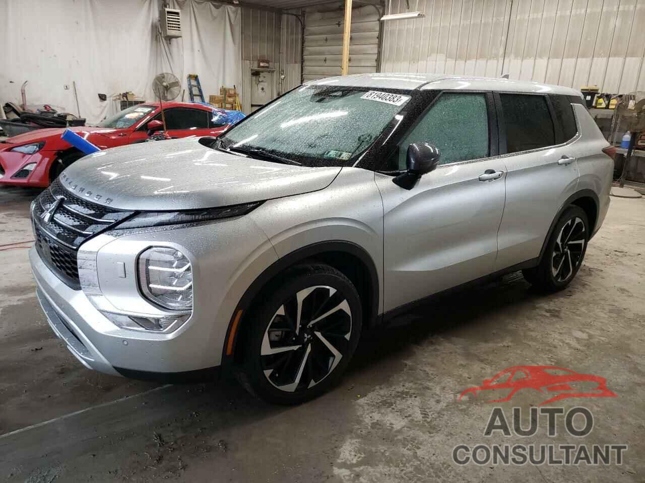 MITSUBISHI OUTLANDER 2022 - JA4J4UA81NZ065375