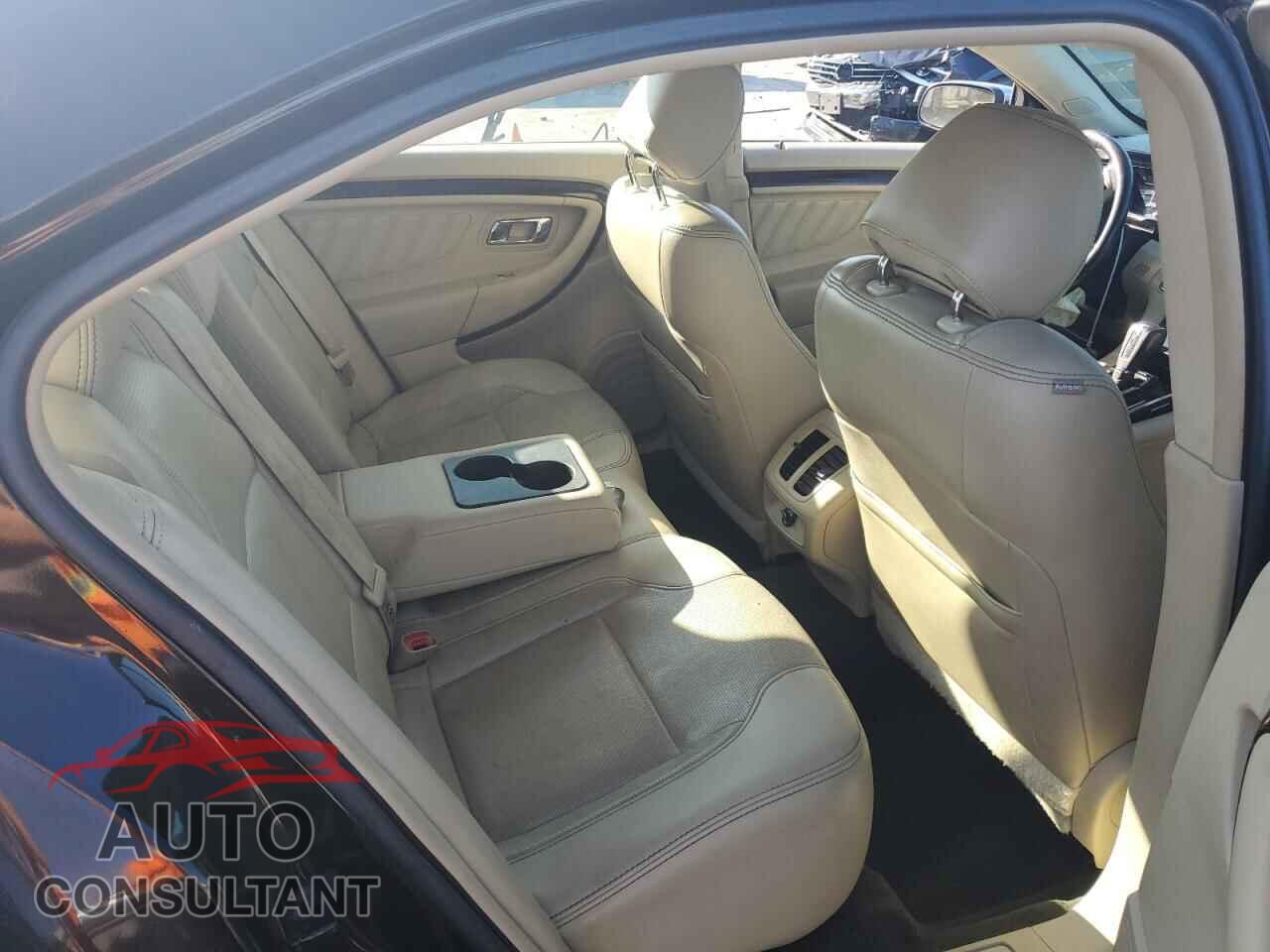 FORD TAURUS 2013 - 1FAHP2F82DG180852