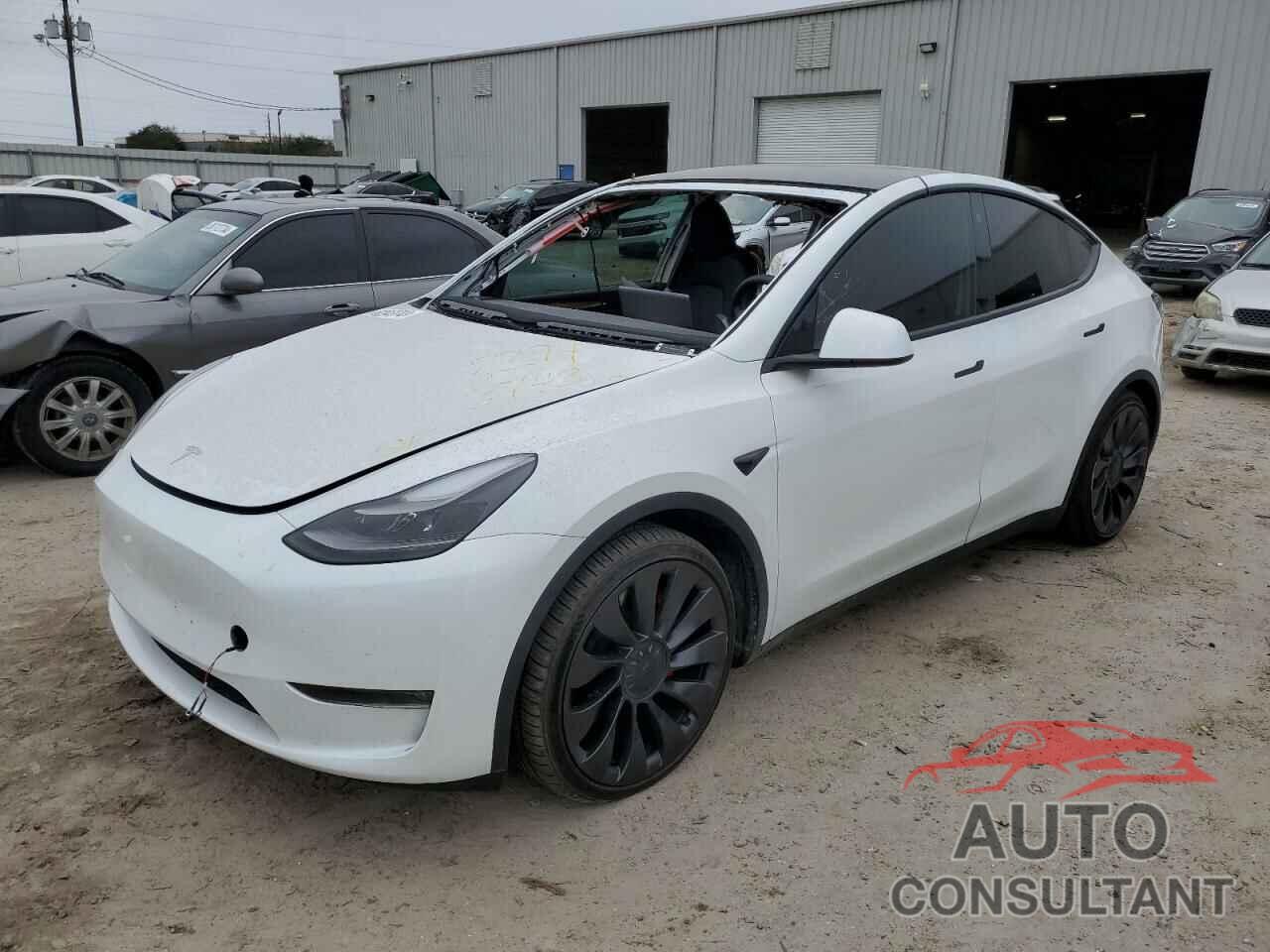 TESLA MODEL Y 2023 - 7SAYGDEF2PF701494