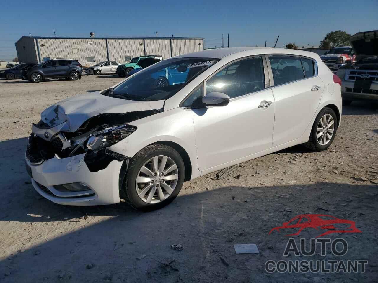 KIA FORTE 2015 - KNAFX5A86F5289546