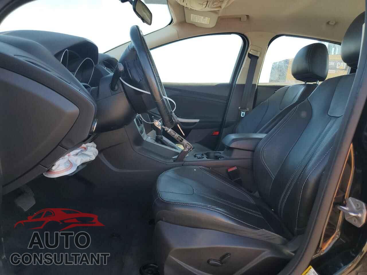 FORD FOCUS 2014 - 1FADP3F22EL156611