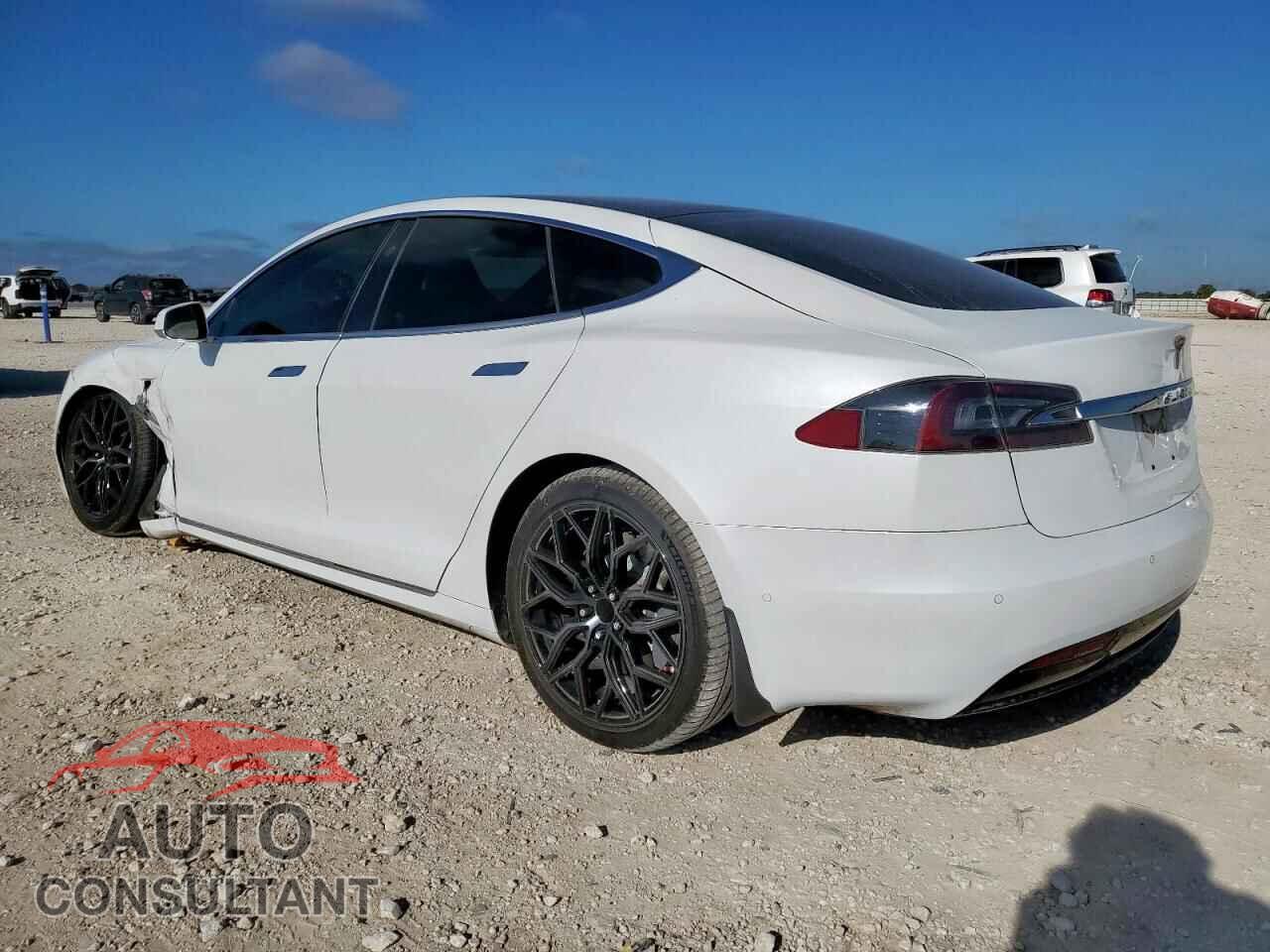TESLA MODEL S 2019 - 5YJSA1E21KF339800