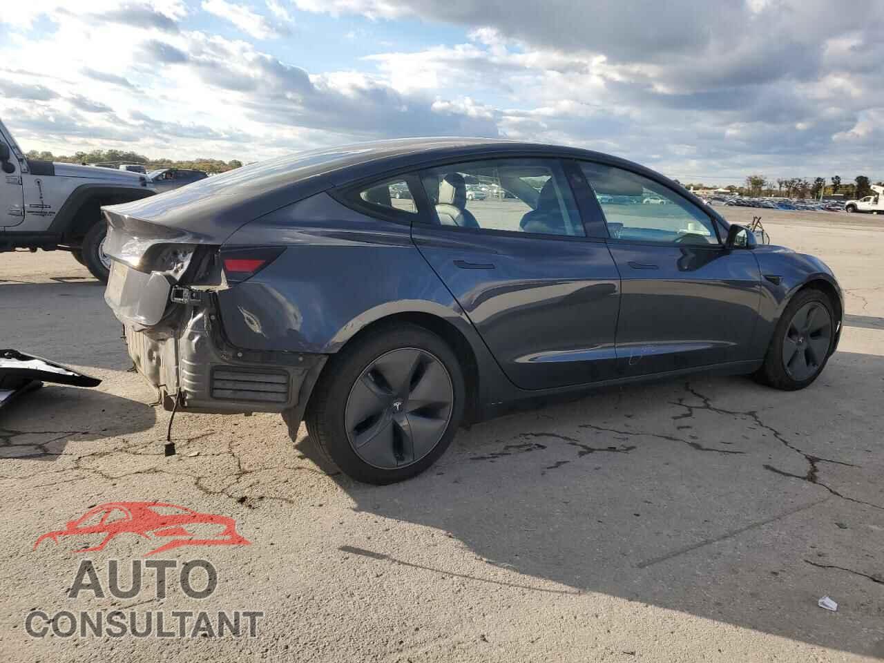 TESLA MODEL 3 2021 - 5YJ3E1EA3MF082156