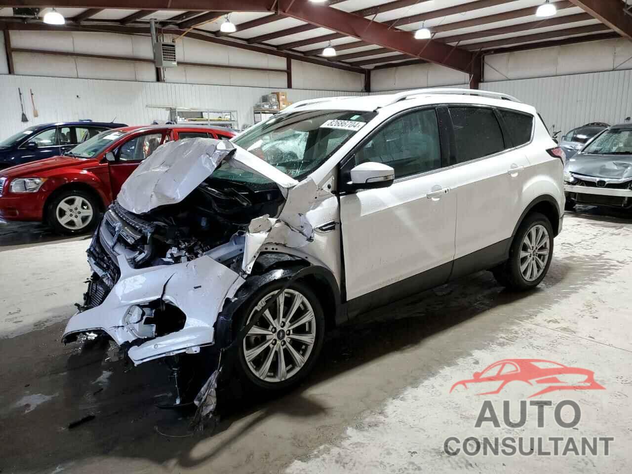 FORD ESCAPE 2018 - 1FMCU9J9XJUD15591