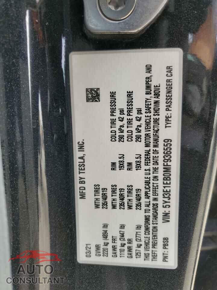 TESLA MODEL 3 2021 - 5YJ3E1EB0MF936559