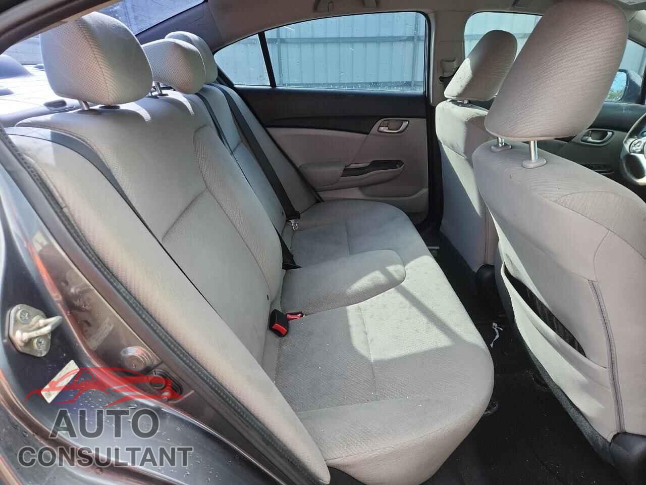 HONDA CIVIC 2013 - 19XFB2F52DE014384