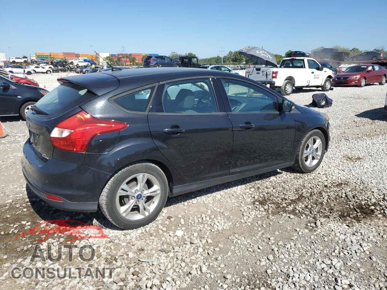 FORD FOCUS 2014 - 1FADP3K22EL174385