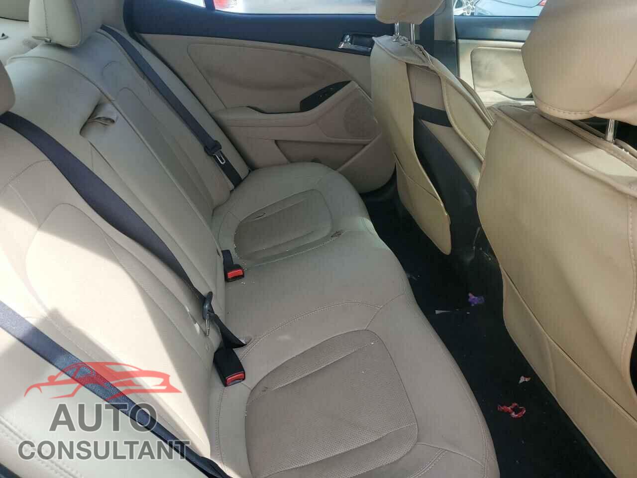 KIA OPTIMA 2011 - KNAGN4A73B5124902