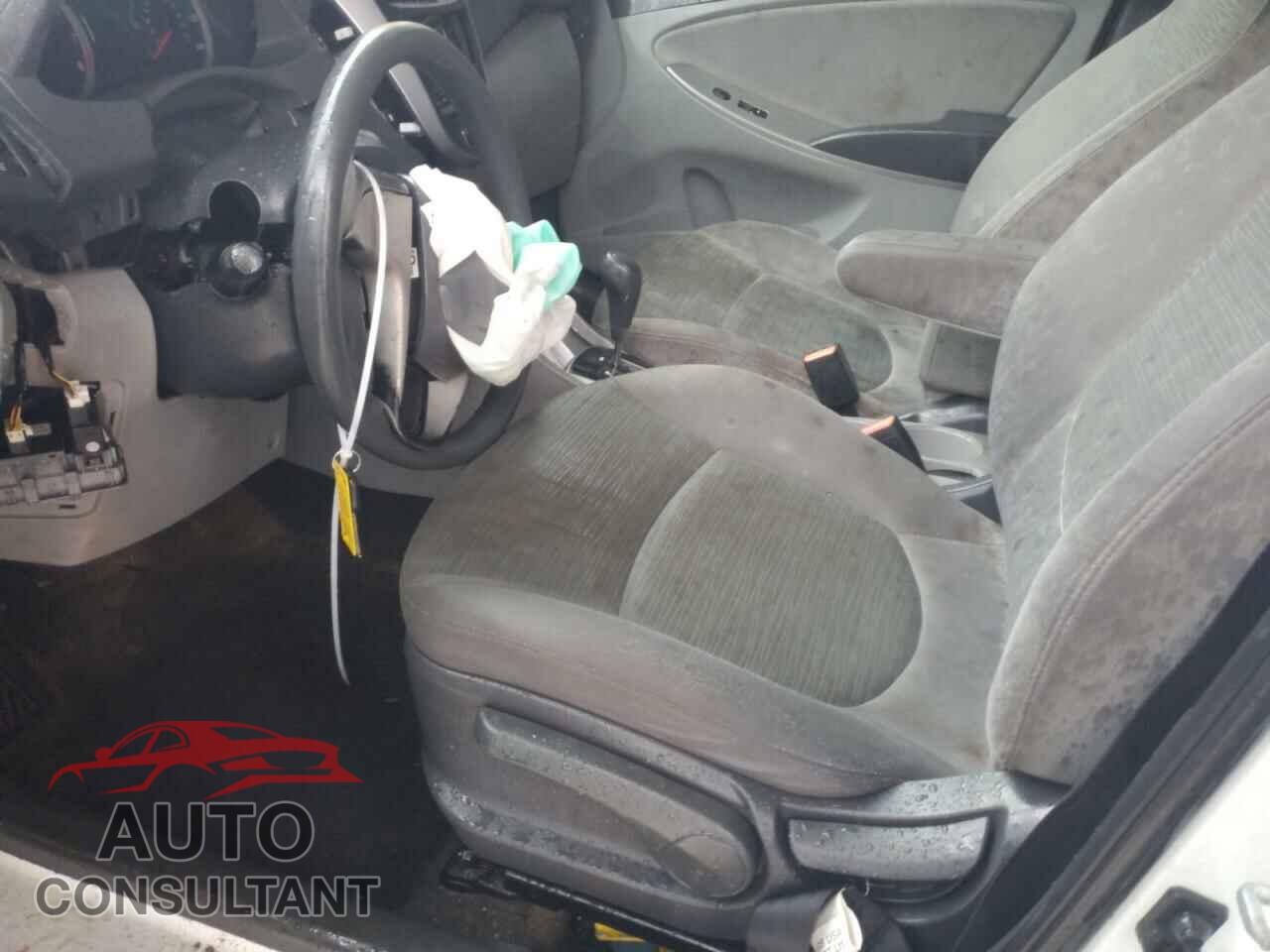 HYUNDAI ACCENT 2016 - KMHCT4AE7GU984624