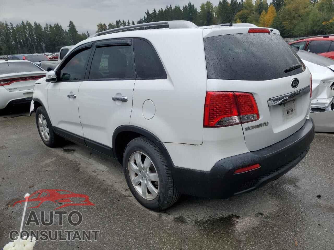 KIA SORENTO 2013 - 5XYKT3A68DG423302