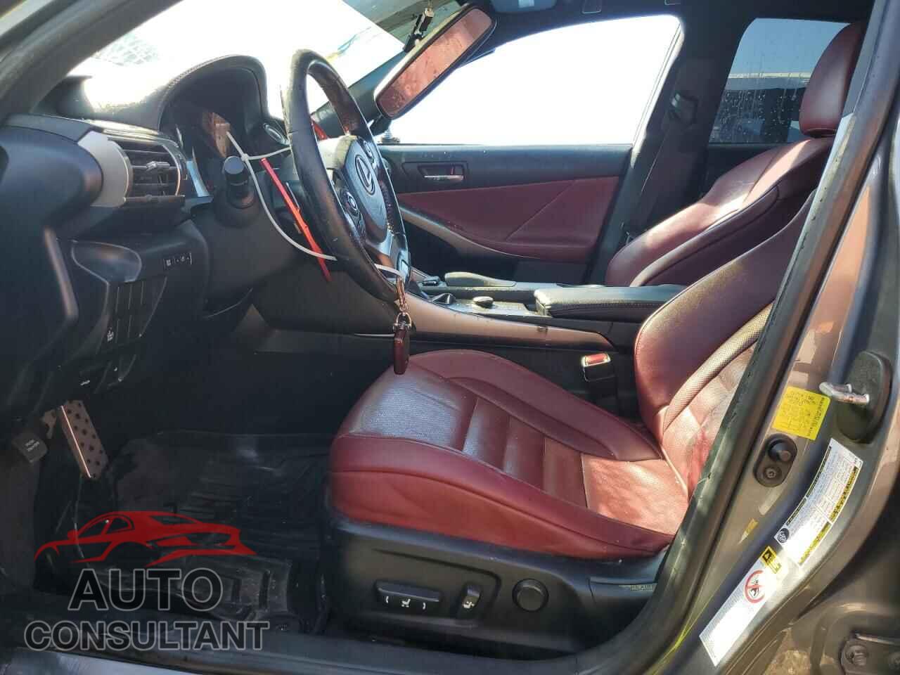 LEXUS IS 2015 - JTHBF1D20F5061352