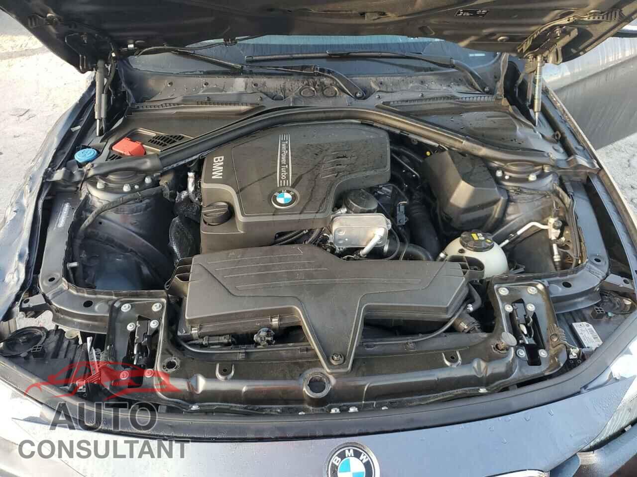 BMW 3 SERIES 2016 - WBA8E9G55GNU28019