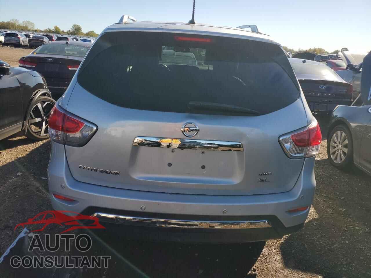 NISSAN PATHFINDER 2013 - 5N1AR2MM5DC654575