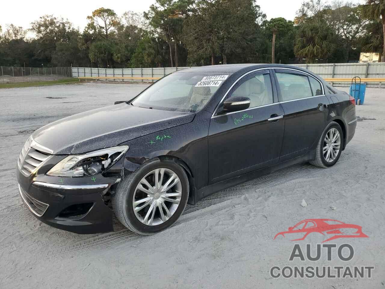 HYUNDAI GENESIS 2013 - KMHGC4DD3DU254595