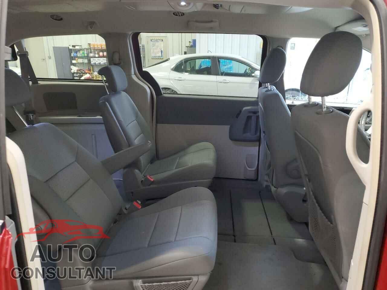 DODGE CARAVAN 2010 - 2D4RN5D14AR112366